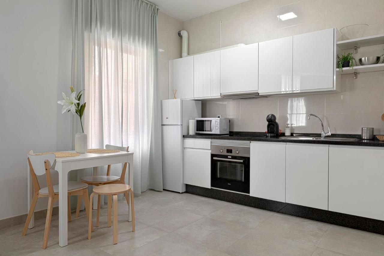 Homeabout Juan De Austria Apartments Malaga Ngoại thất bức ảnh