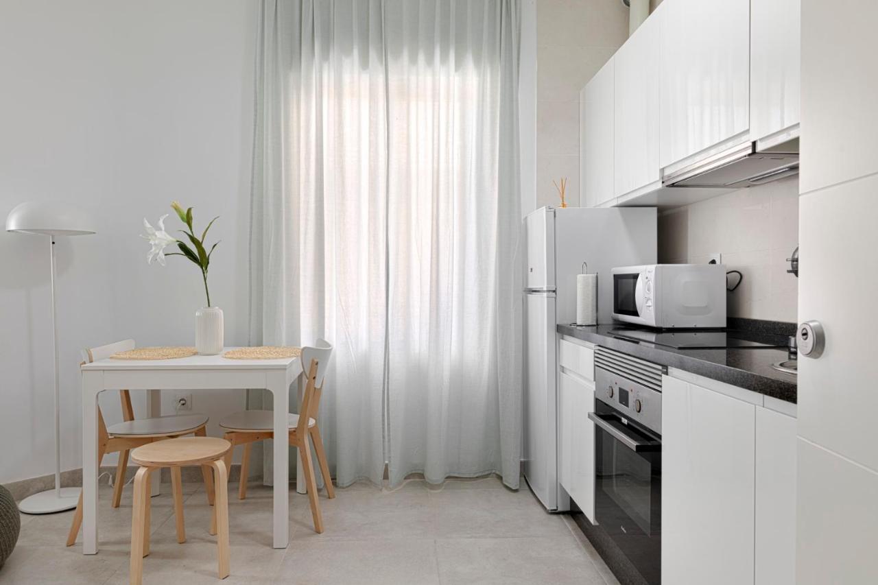 Homeabout Juan De Austria Apartments Malaga Ngoại thất bức ảnh