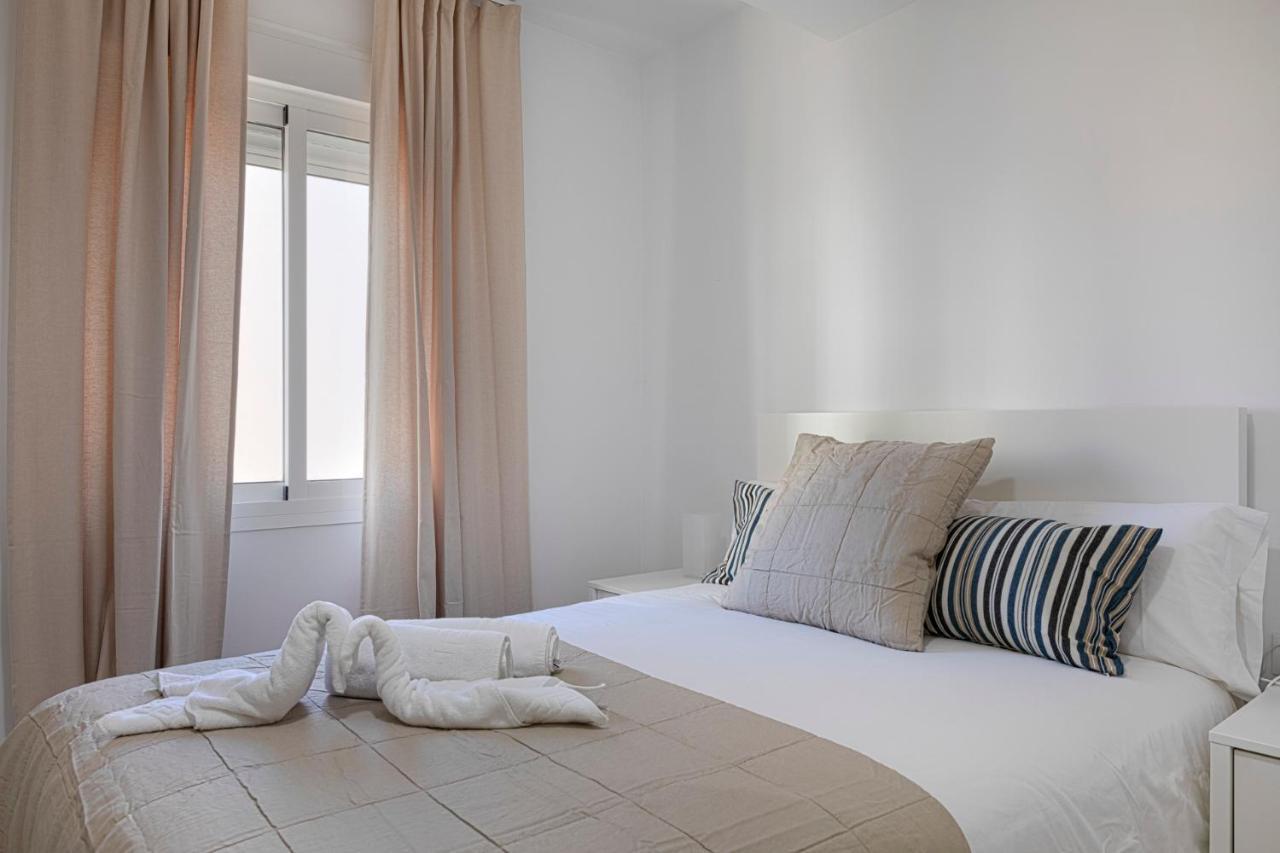 Homeabout Juan De Austria Apartments Malaga Ngoại thất bức ảnh
